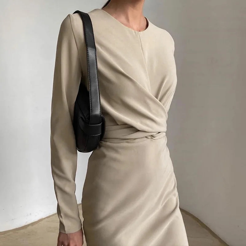 Ladies autumn new solid color long sleeve retro waist slim fit hip dress